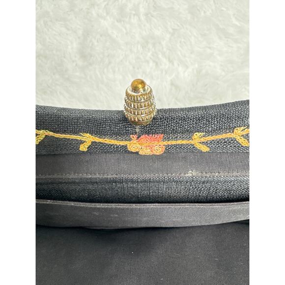 Vintage 50's-60's Black Embroidered Floral Clutch Purse with Gold Clasp formal - Picture 10 of 11